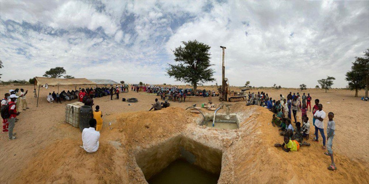 Türk Kızılay Senegal Delegasyonu'ndan ülkenin en büyük ikinci kentine su kuyusu