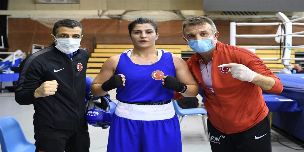 Milli boksörlerden Macaristan'da 2 altın, 2 bronz madalya