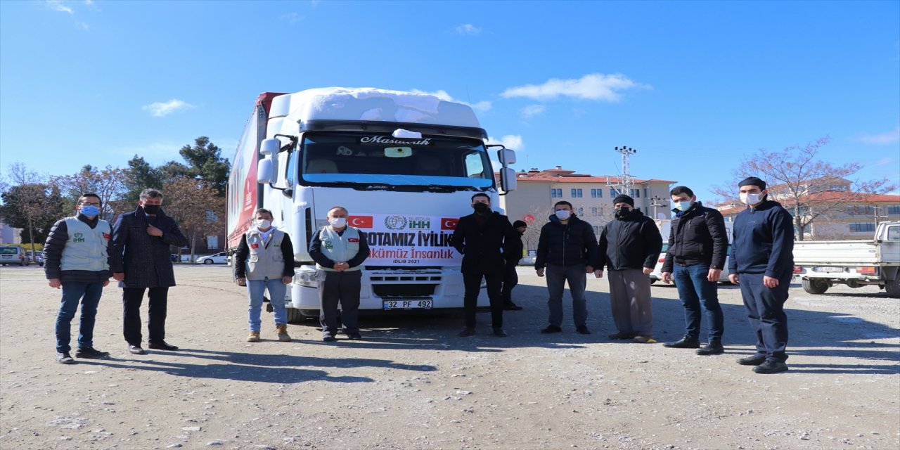 Burdur İHH, Suriye'ye insani yardım malzemesi gönderdi