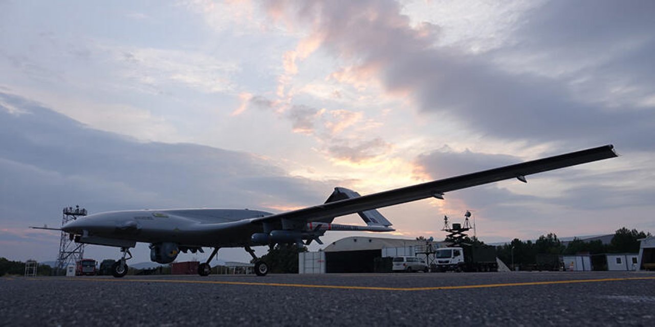 Azerbaycan ordusunun tatbikatında Bayraktar SİHA'lar da kullanıldı