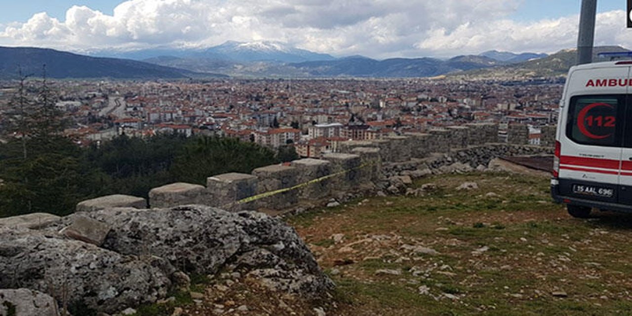 Burdur'da 17 yaşındaki genç kız bıçaklanarak öldürüldü