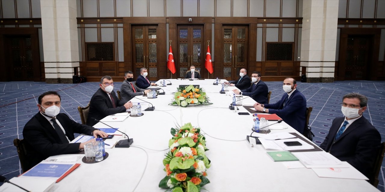 "Yerli Aşı Çalışmaları Değerlendirme Toplantısı" sonrası alınan kararlar açıklandı