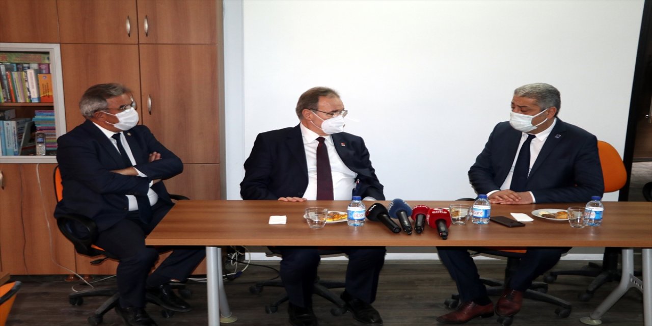 CHP Ekonomi Masası Heyeti, Çankırı'da esnafın sorunlarını dinledi