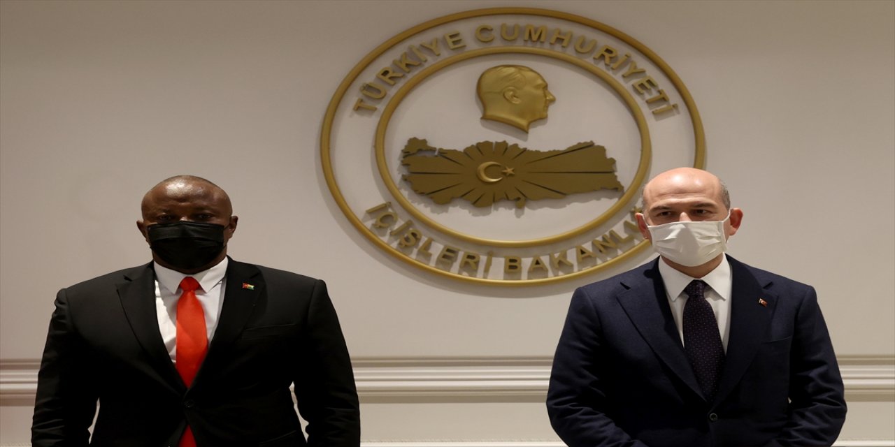 İçişleri Bakanı Soylu, Gine-Bissaulu mevkidaşı ile görüştü