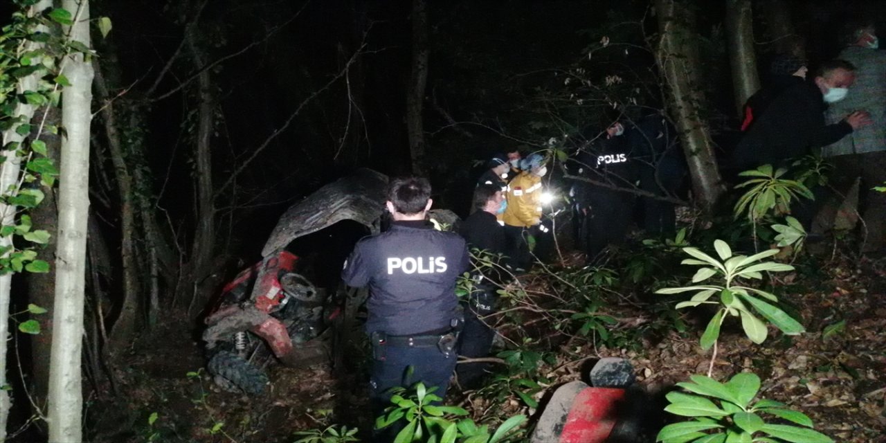 Kocaeli'de arazi aracı devrildi: 1 ölü, 1 yaralı