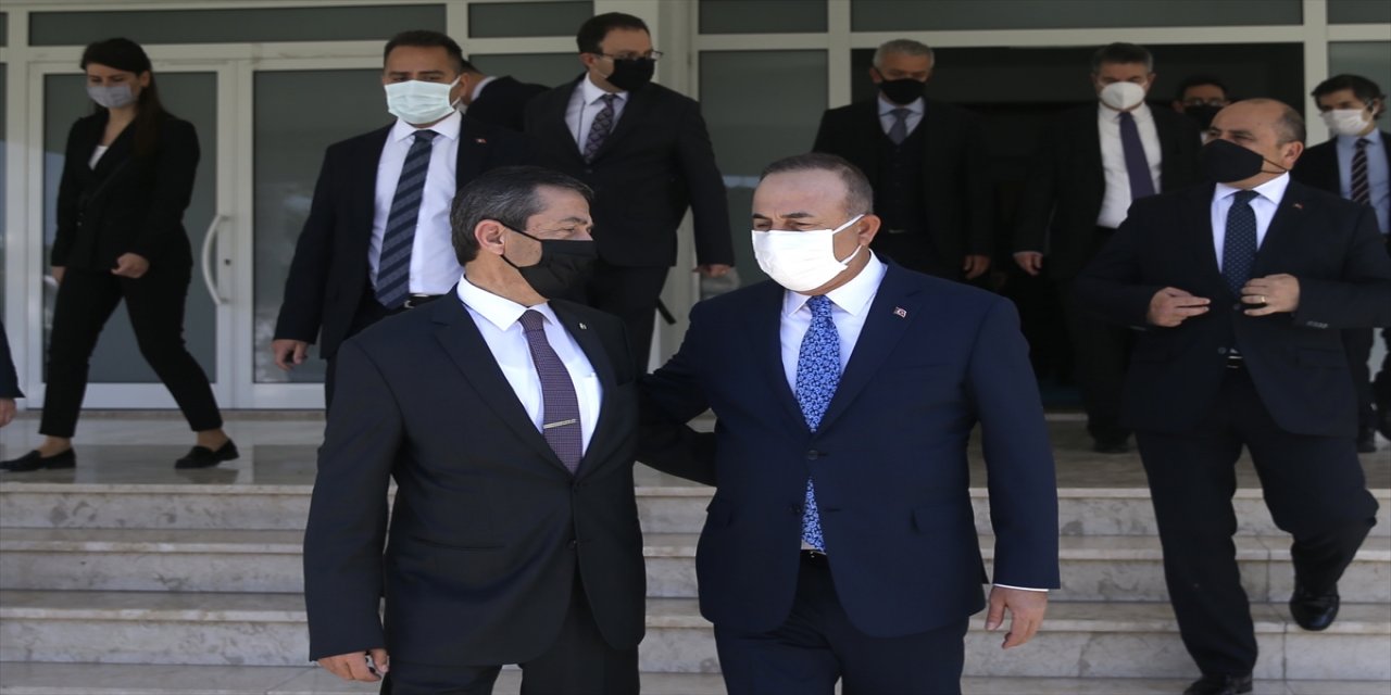 Dışişleri Bakanı Çavuşoğlu, KKTC'li mevkidaşı Ertuğruloğlu ile bir araya geldi