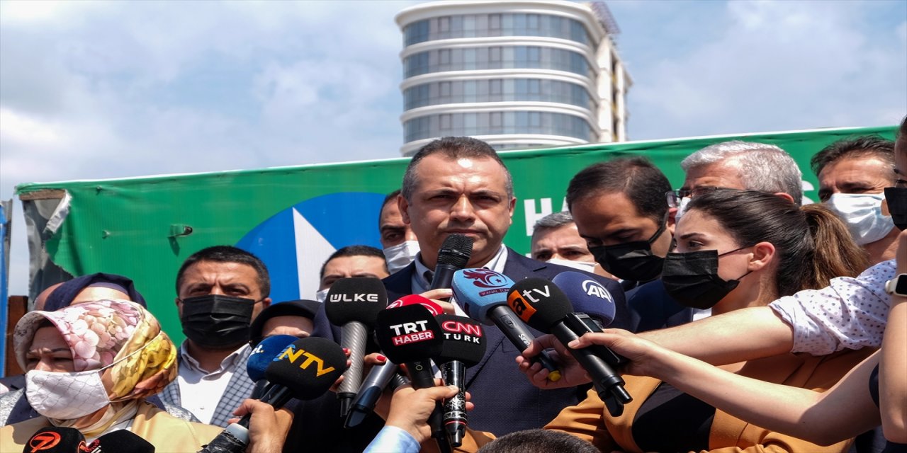 AK Parti'den İBB'nin Sancaktepe-Yenidoğan Metro Hattı için açılan çukurları doldurmasına tepki