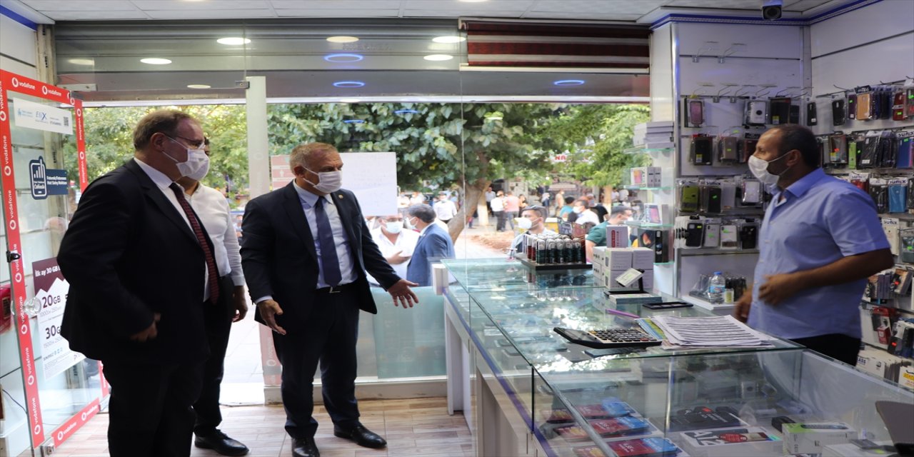 CHP Ekonomi ve Esnaf masaları üyeleri, Siirt'te esnafı ziyaret etti