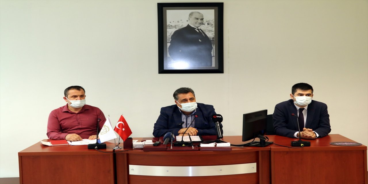 Çankırı Vali Yardımcısı Bayhan düğün salonu işletmecileriyle Kovid-19 tedbirlerini görüştü: