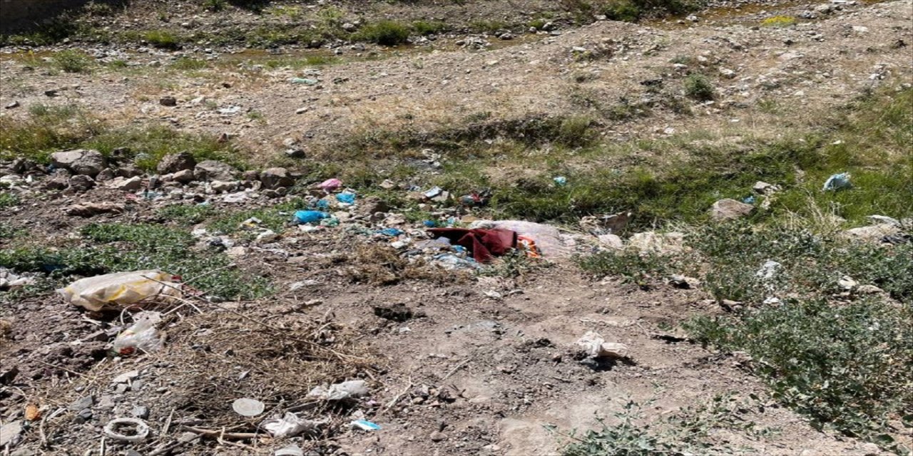 Ağrı'da dere yatağında 6 kilo 528 gram metamfetamin ele geçirildi