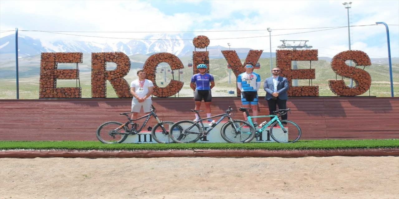 Erciyes'te 2021 bisiklet sezonu açıldı