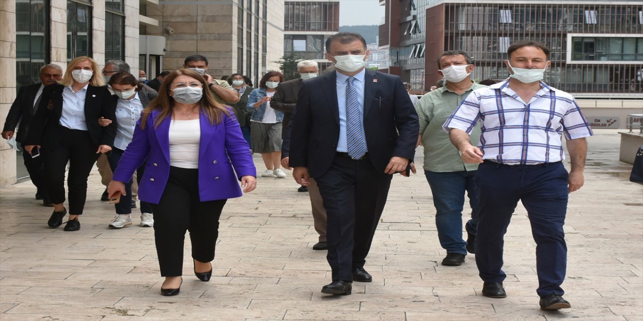 CHP Genel Başkan Yardımcısı Karaca, Samsun Adliyesi'nde konuştu