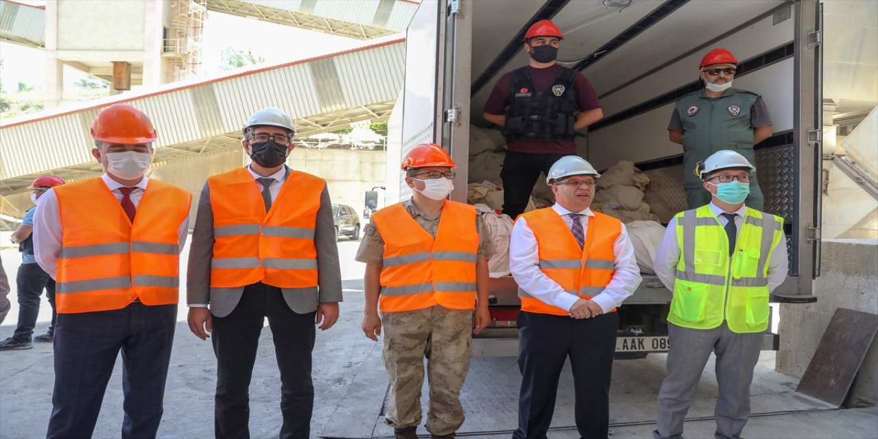 Van'da 4,5 ton uyuşturucu fabrika kazanında imha edildi