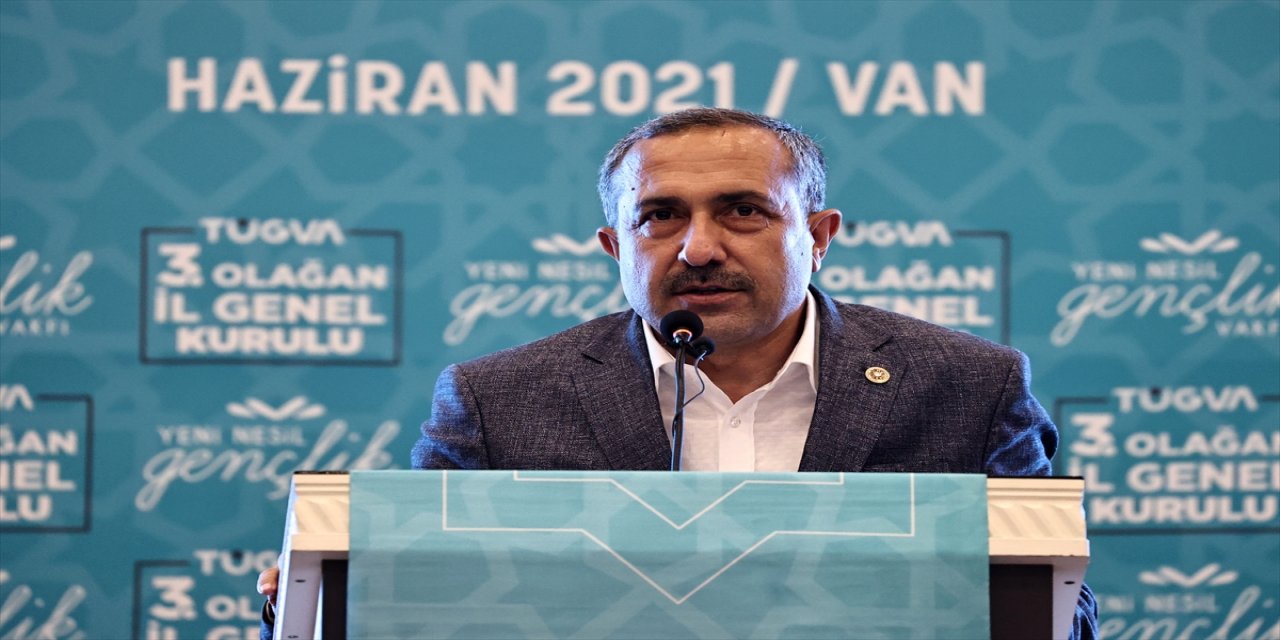 TÜGVA Genel Başkanı Eminoğlu, Vakfın 3. Olağan İl Genel Kurulu'nda konuştu: