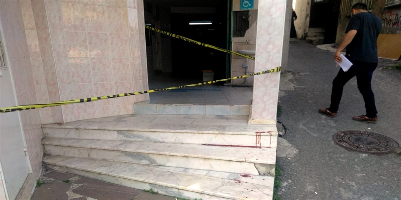 Samsun'da tartışma üzerine bir kişi bıçakla yaralandı