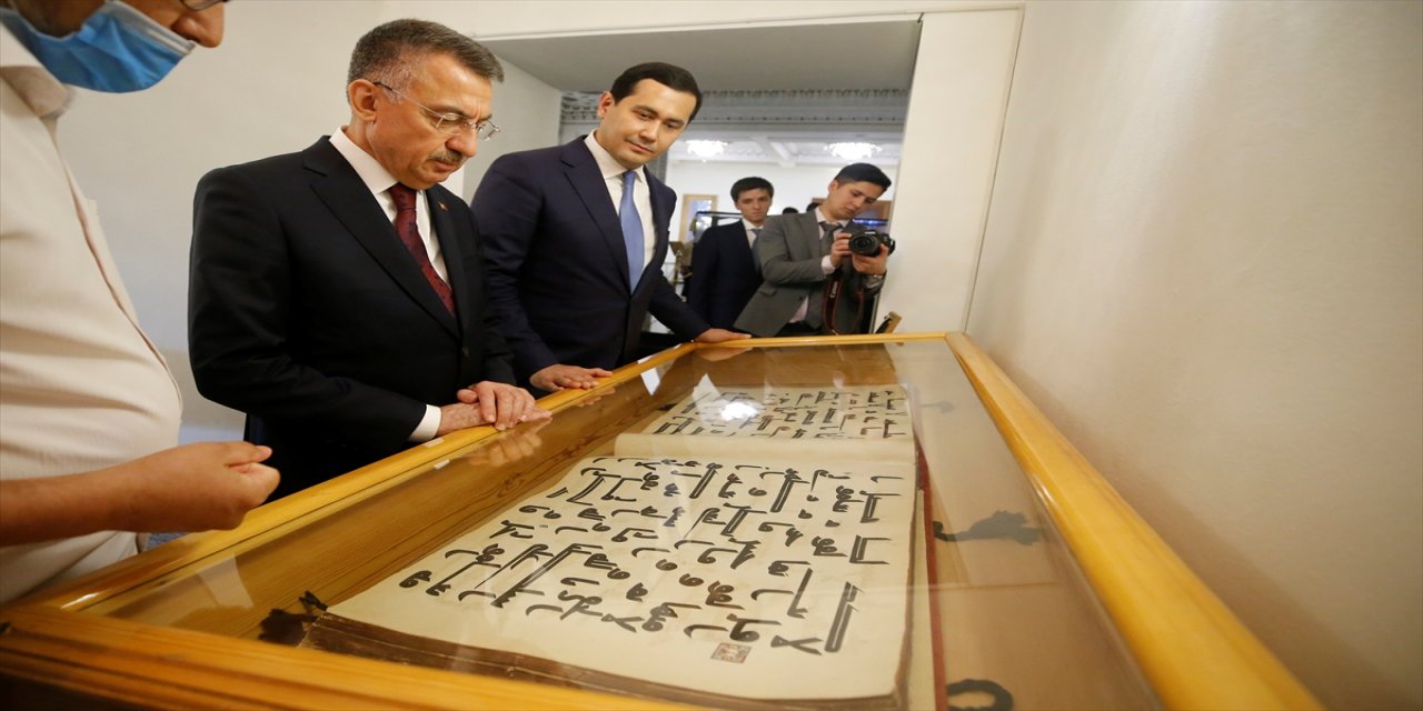 Cumhurbaşkanı Yardımcısı Oktay, Özbekistan Cumhurbaşkanı Mirziyoyev ile bir araya geldi: