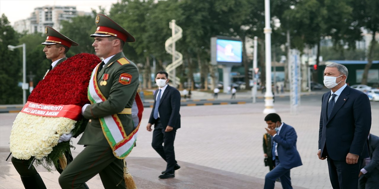 Milli Savunma Bakanı Akar, Tacikistan'da