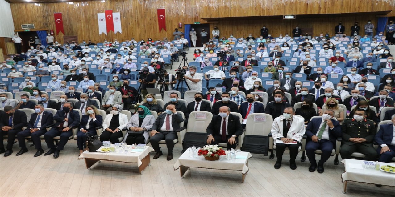 KKTC Cumhurbaşkanı Tatar, Elazığ'da düzenlenen konferansta konuştu
