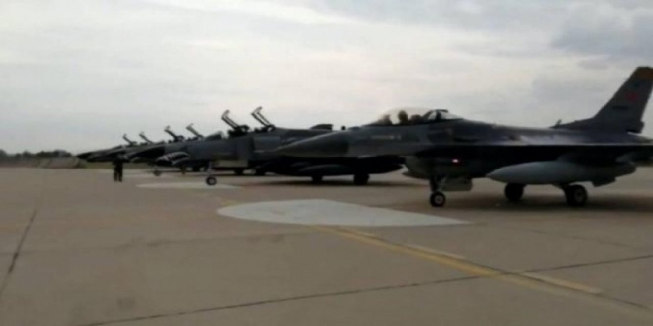 Hava Kuvvetleri Komutanlığına ait uçaklar "Geliştirilmiş Hava Polisliği" görevi için Polonya'ya ulaştı