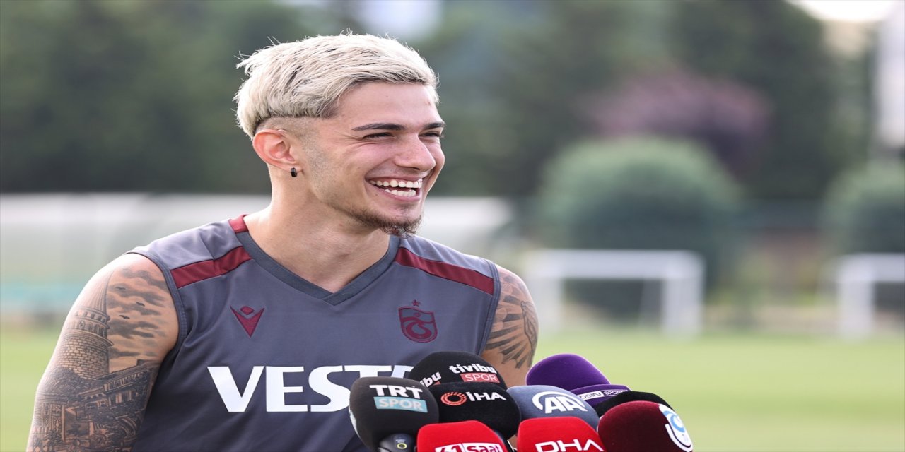 Trabzonsporlu futbolcu Berat Ayberk Özdemir'den yeni sezon değerlendirmesi: