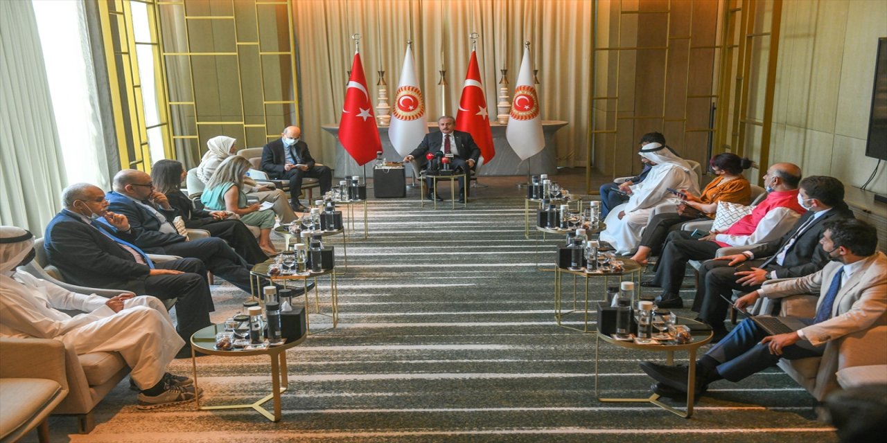 Meclis Başkanı Şentop Kuveyt'te Dışişleri Bakanı es-Sabah'ı kabul etti