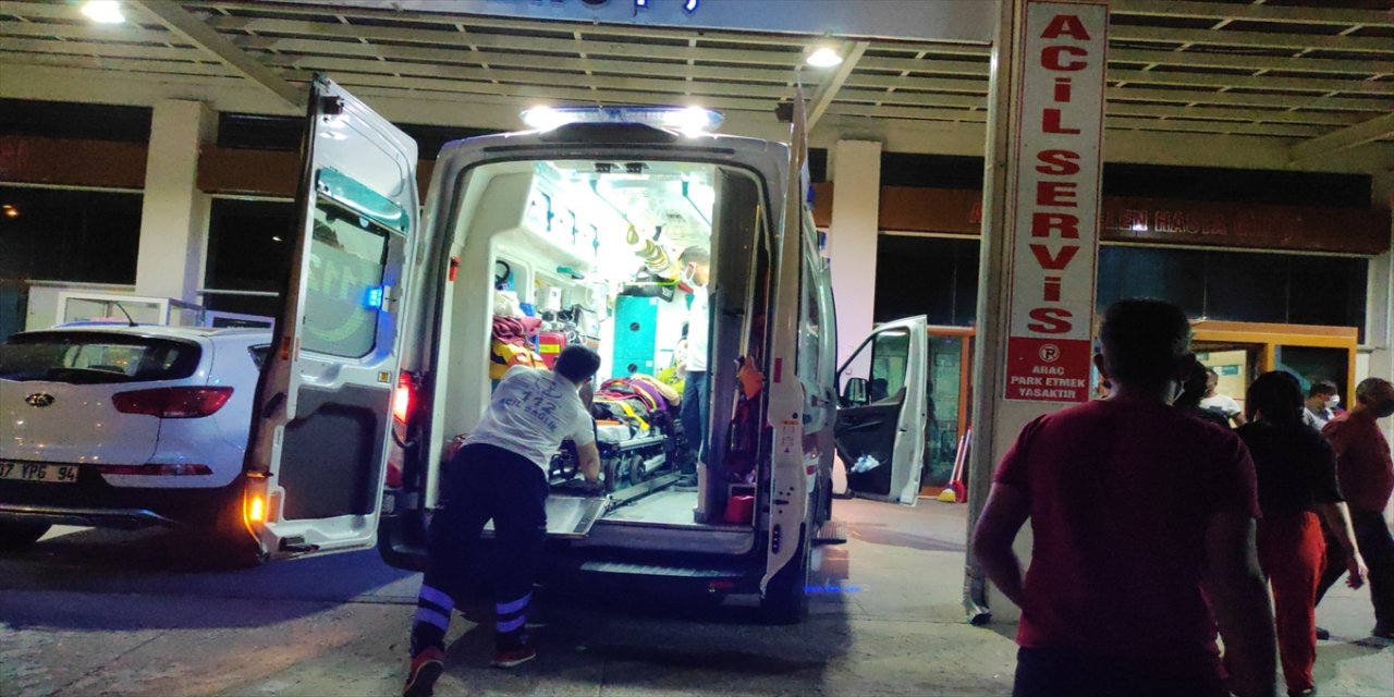 Konya'da iki otomobil çarpıştı: 4 yaralı