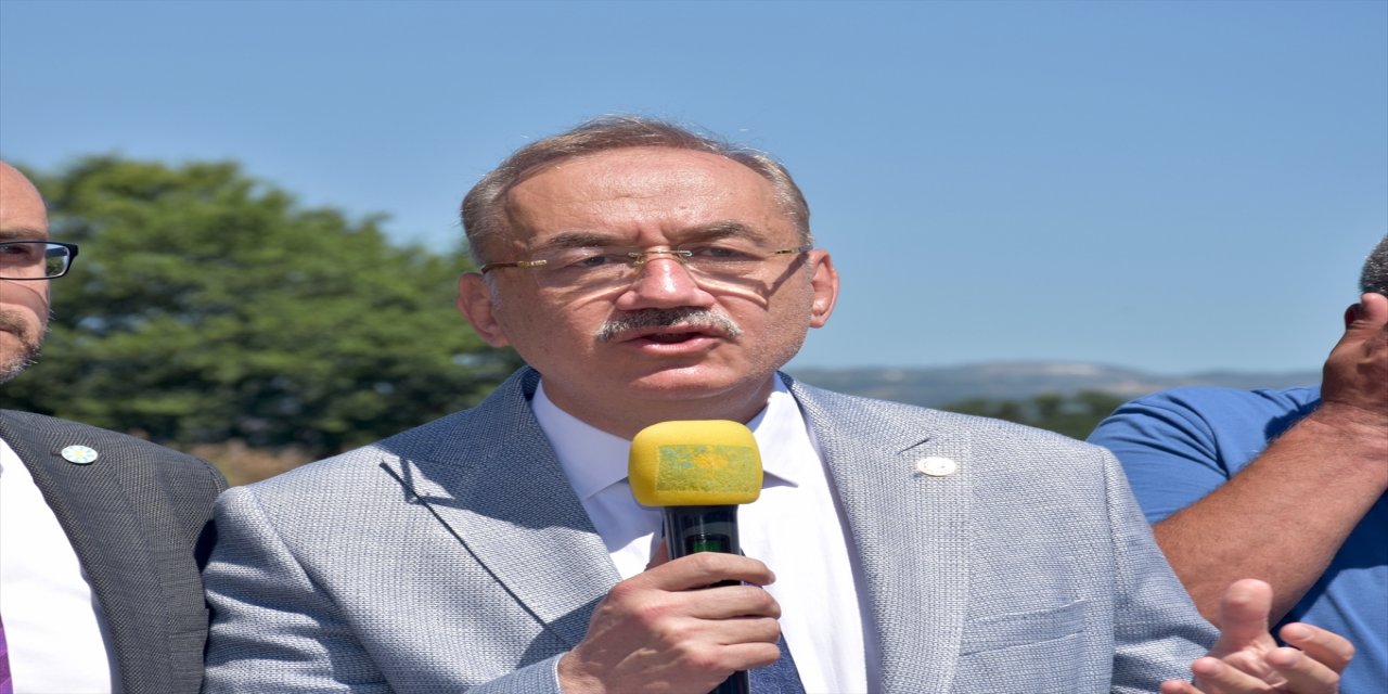 İYİ Parti TBMM Grup Başkanı Tatlıoğlu, Bursa'da Nilüfer Çayı'nda incelemelerde bulundu