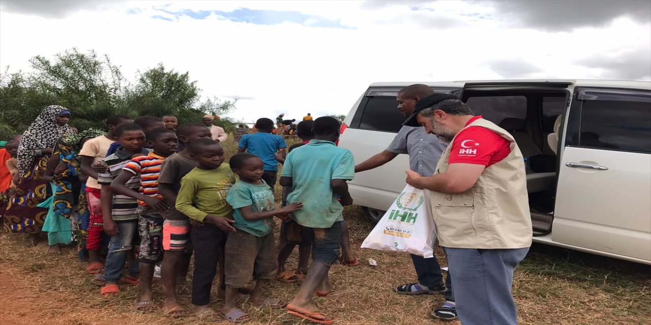 İHH, Tanzanya'da 200 büyükbaş kurban kesimi yaptı