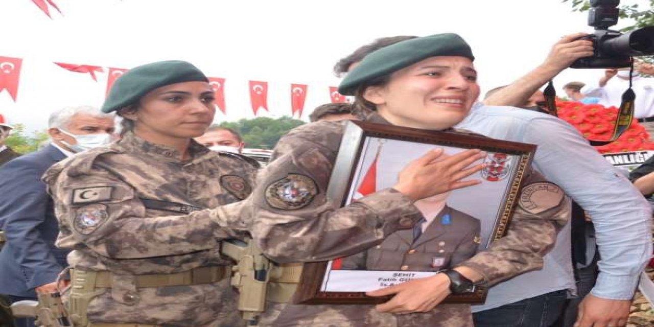 Şehit İstihkam Astsubay Çavuş Fatih Güney son yolculuğuna uğurlandı