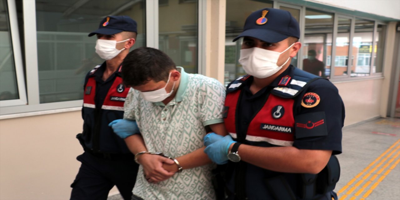 Kocaeli'de yurt dışına kaçmaya çalışan 4 FETÖ şüphelisi yakalandı