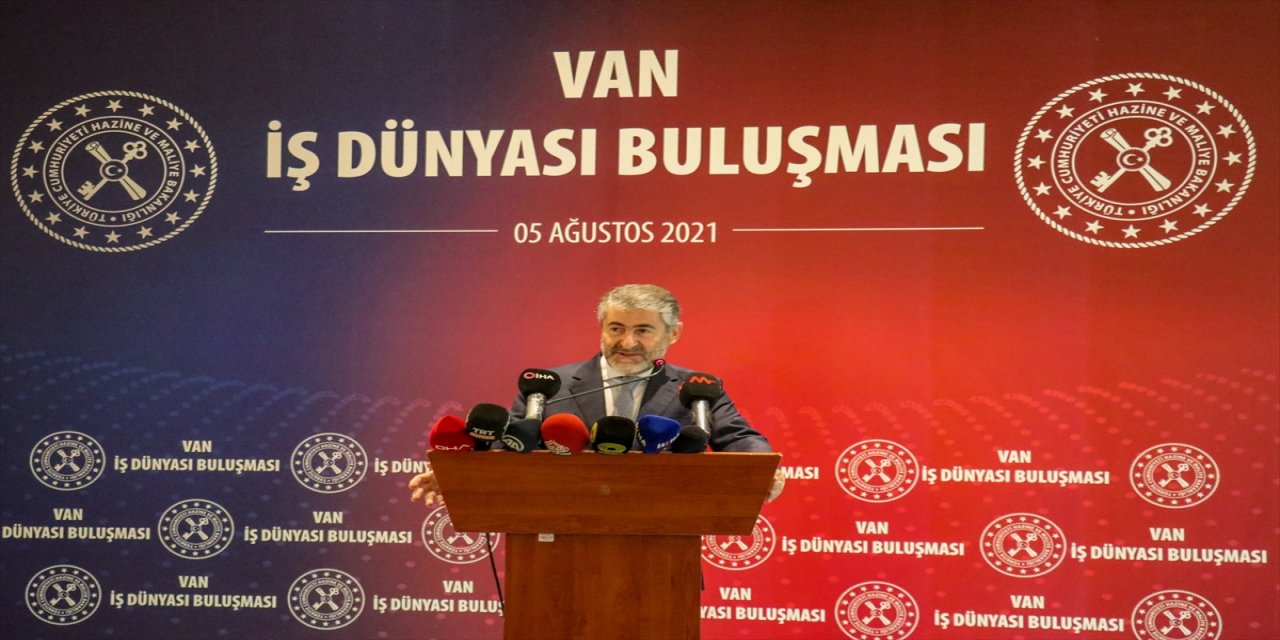 Hazine ve Maliye Bakan Yardımcısı Nebati, Van'da "İş Dünyası Buluşması"nda konuştu