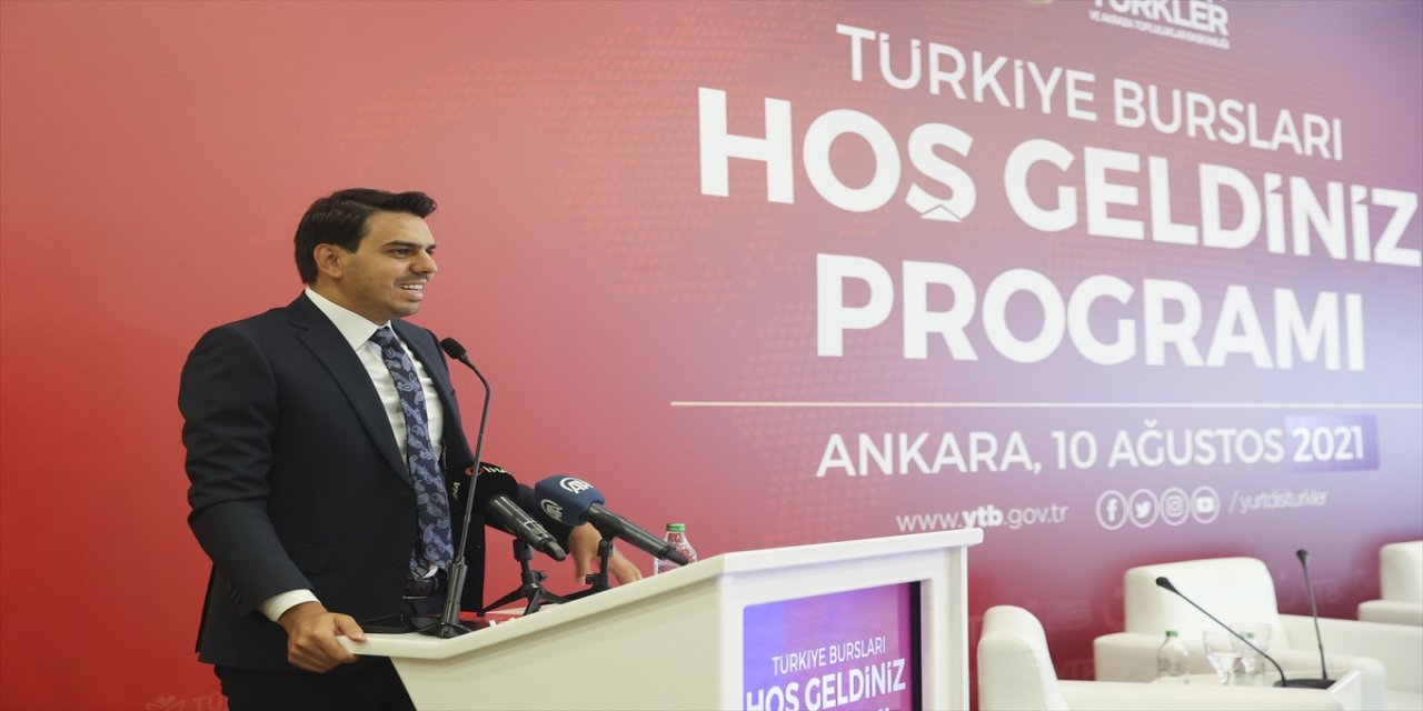 YTB Başkanı Eren, "Türkiye Bursları"nın, dünyanın en seçkin burs programlarından olduğunu söyledi