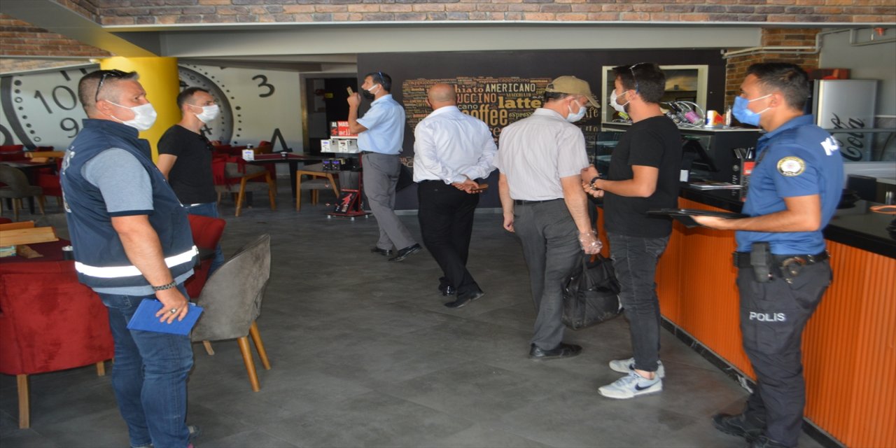 Afyonkarahisar'da sigortasız işçi çalıştıran ve vergi ihlali yapan işletmelere 91 bin 700 lira ceza kesildi