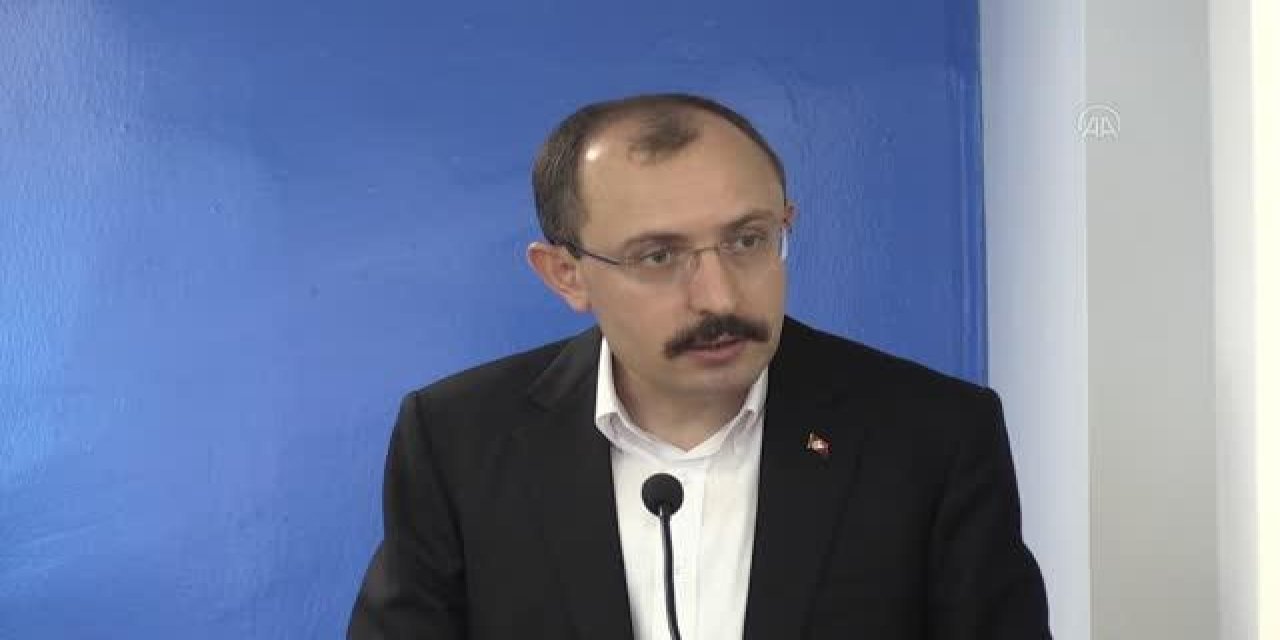 Ticaret Bakanı Mehmet Muş, partisinin Edirne İl Başkanlığı'nda konuştu