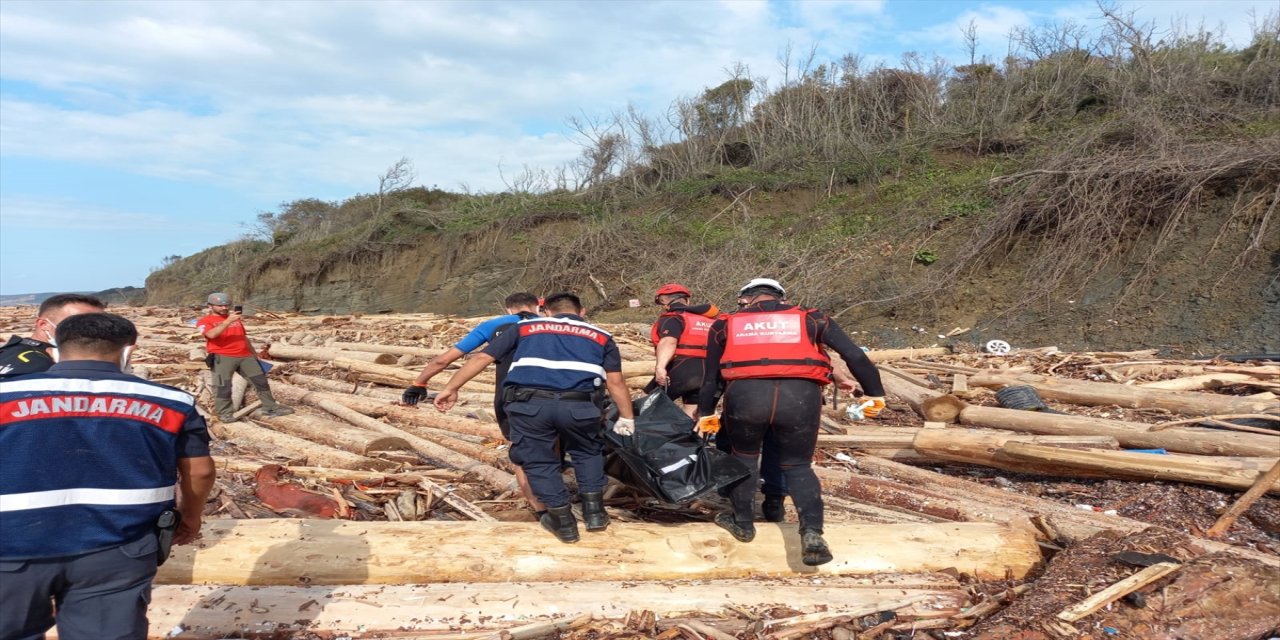 Sinop'taki arama kurtarma çalışmalarında bir kişinin daha cansız bedenine ulaşıldı