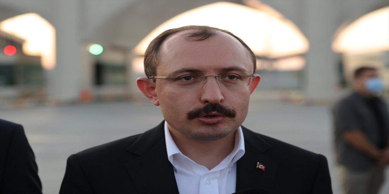 Ticaret Bakanı Mehmet Muş, İpsala Gümrük Kapısı'nda incelemelerde bulundu