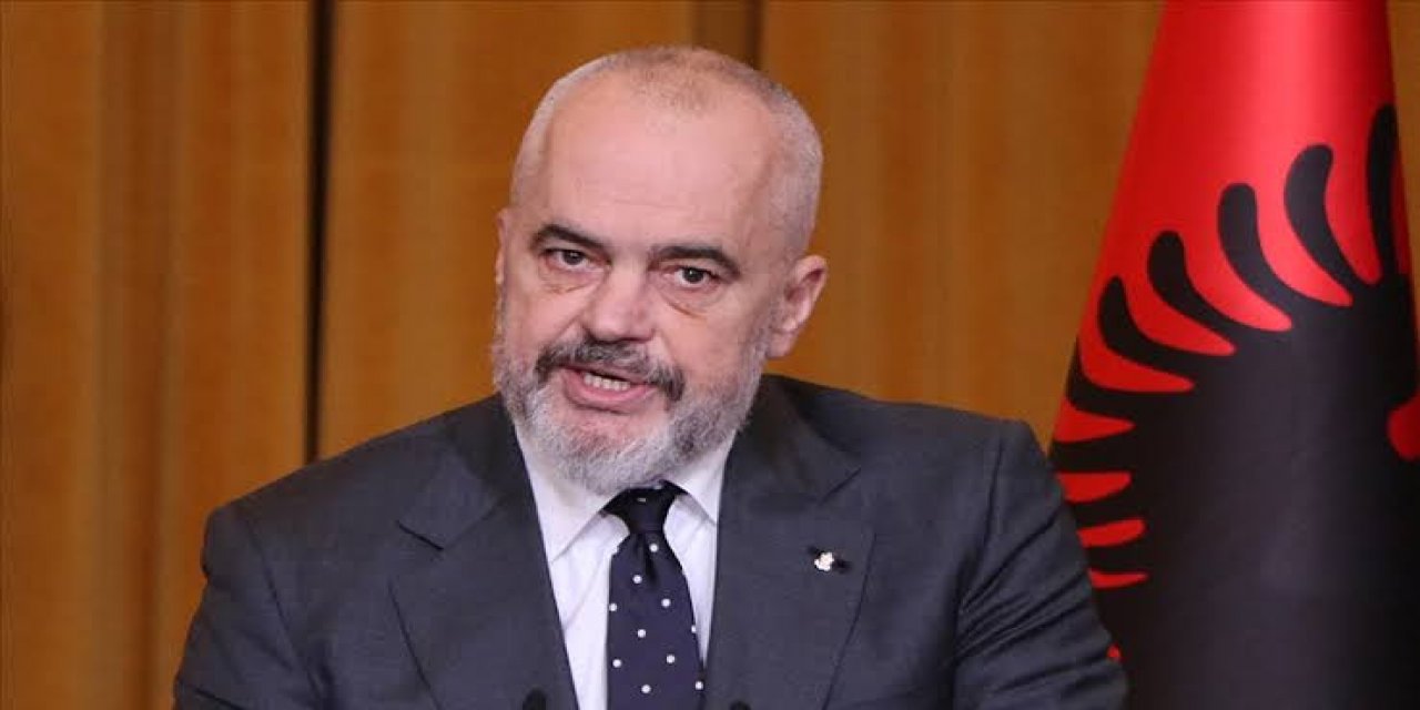 Arnavutluk Başbakanı Edi Rama'dan Afganların ülkelerine sığınması ve transit geçişiyle ilgili açıklama