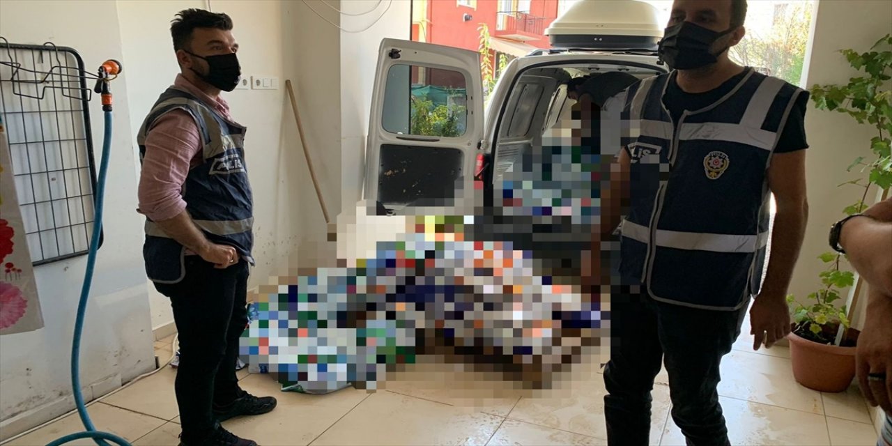 Kocaeli'de taklit ambalajlarda satılmak üzere paketlenen 1 ton toz deterjan yakalandı