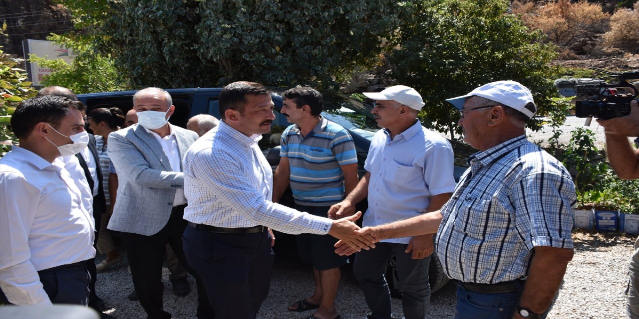AK Parti Genel Başkan Yardımcısı Hamza Dağ, Marmaris'te yanan mahalleleri ziyaret etti
