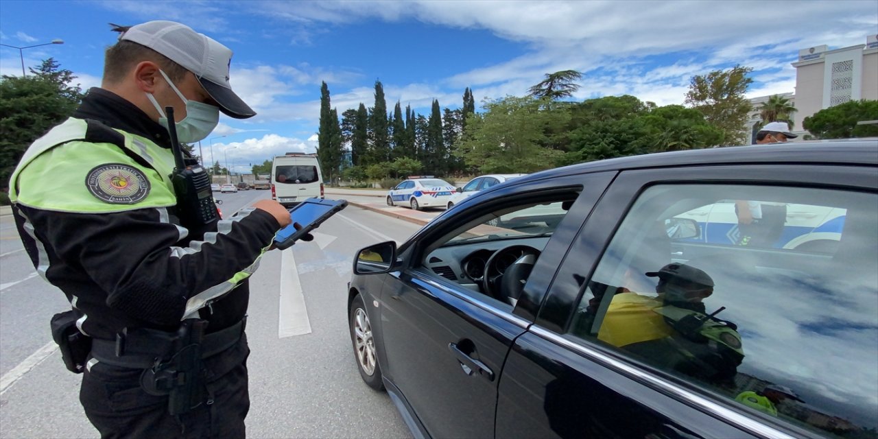 Samsun'da "modifiyeli araç" uygulamasında 247 araç trafikten men edildi