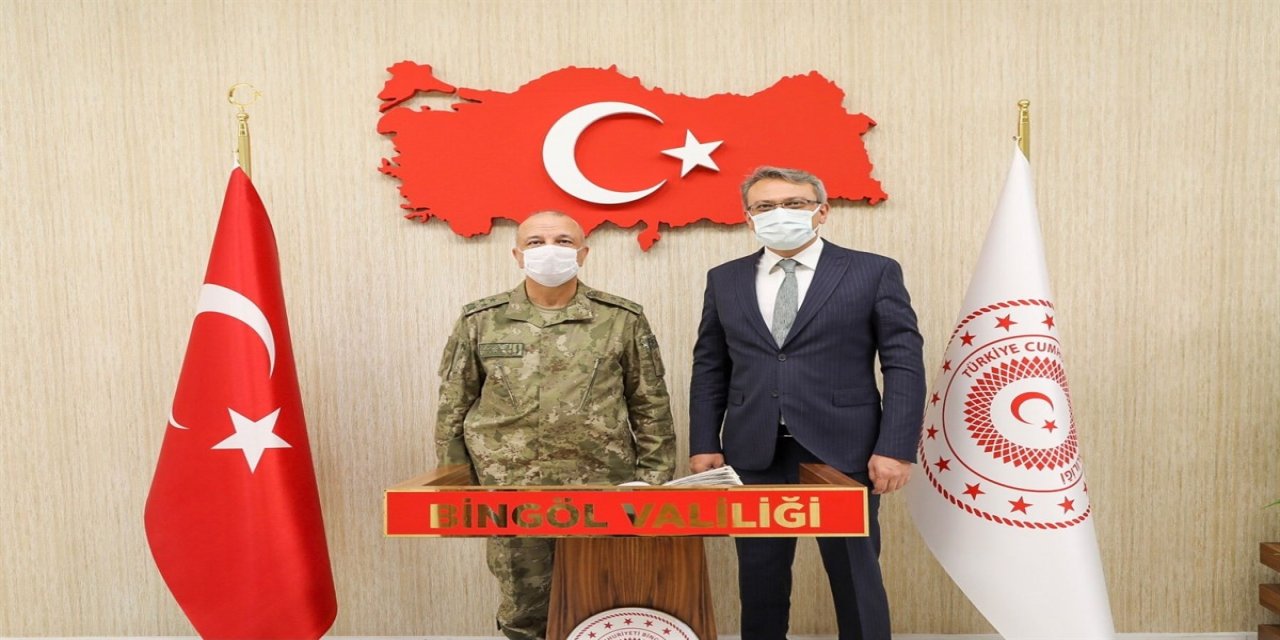 3. Ordu Komutanı Korgeneral Türkgenci, Bingöl Valisi Ekinci'yi ziyaret etti