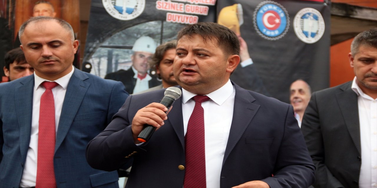 Zonguldak'ta madenciler toplu iş sözleşmesi hakkında bilgilendirildi