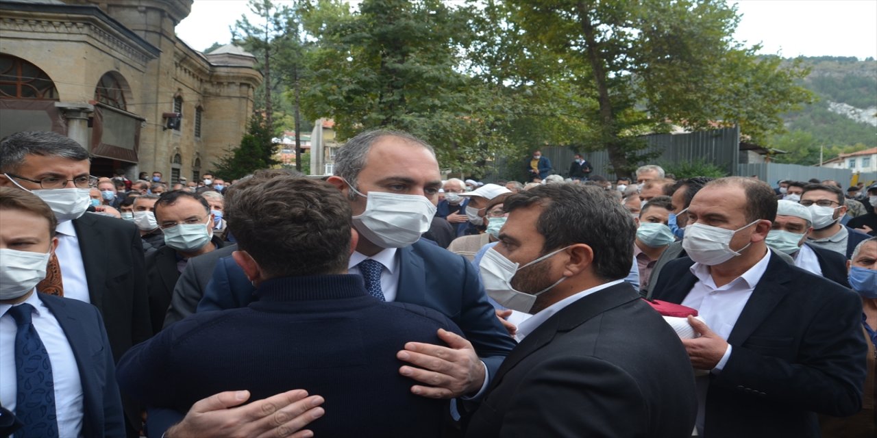 Adalet Bakanı Gül, Kütahya Milletvekili Gazel'in babasının cenaze törenine katıldı