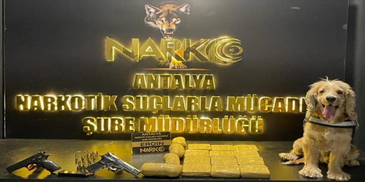 Antalya'da 8 kilo 800 gram eroin ele geçirildi