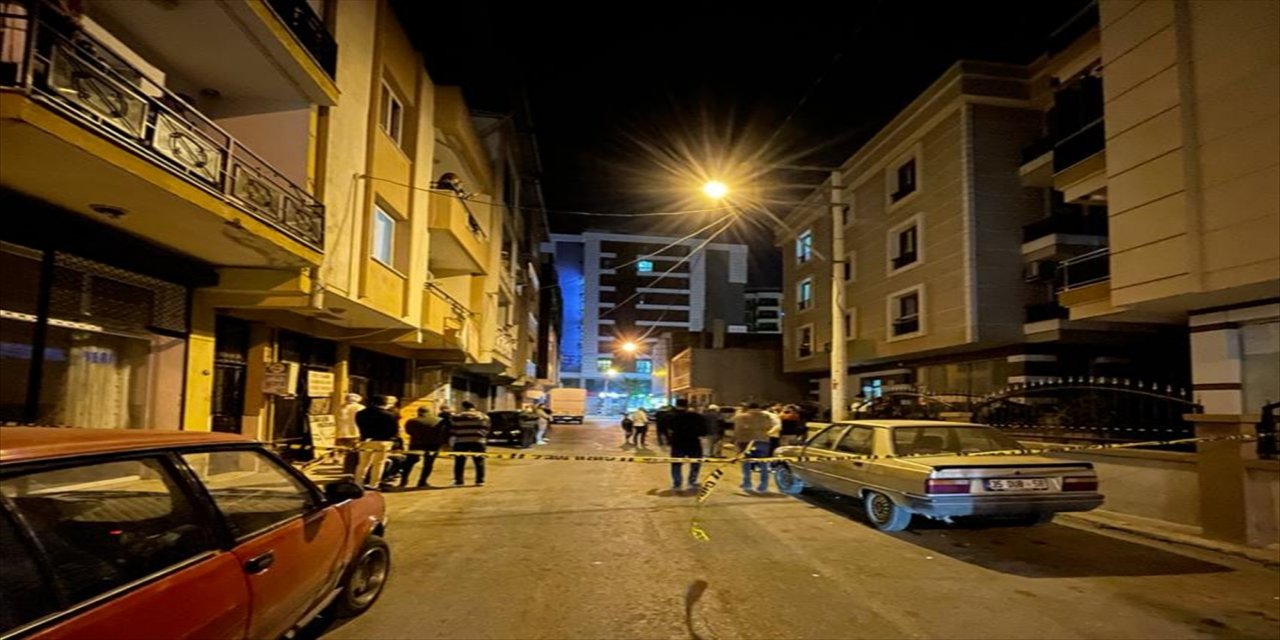 İzmir'de çıkan bıçaklı kavgada 1 kişi öldü