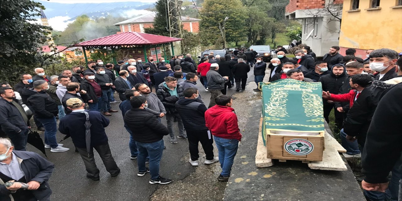 Organları bağışlanan genç son yolculuğuna uğurlandı