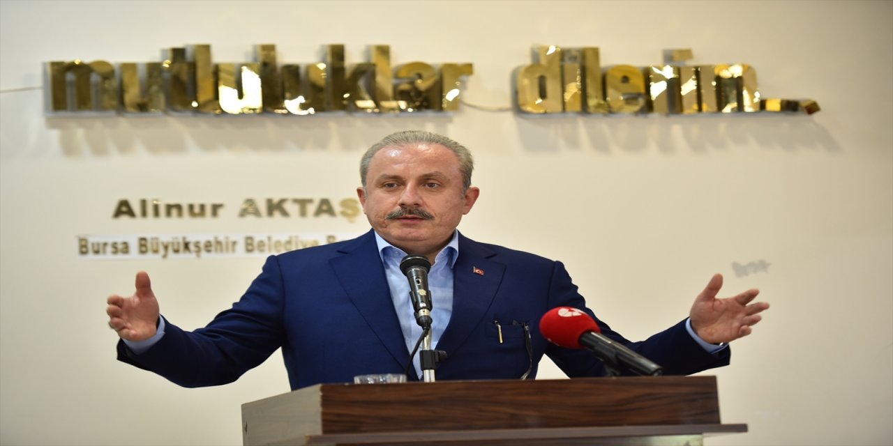 TBMM Başkanı Mustafa Şentop Bursa'da misafir öğrencilerle bir araya geldi