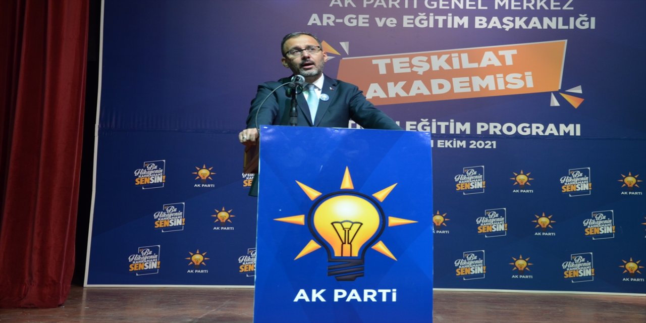 Bakan Kasapoğlu, Batman'da "Teşkilat Akademisi" programında konuştu