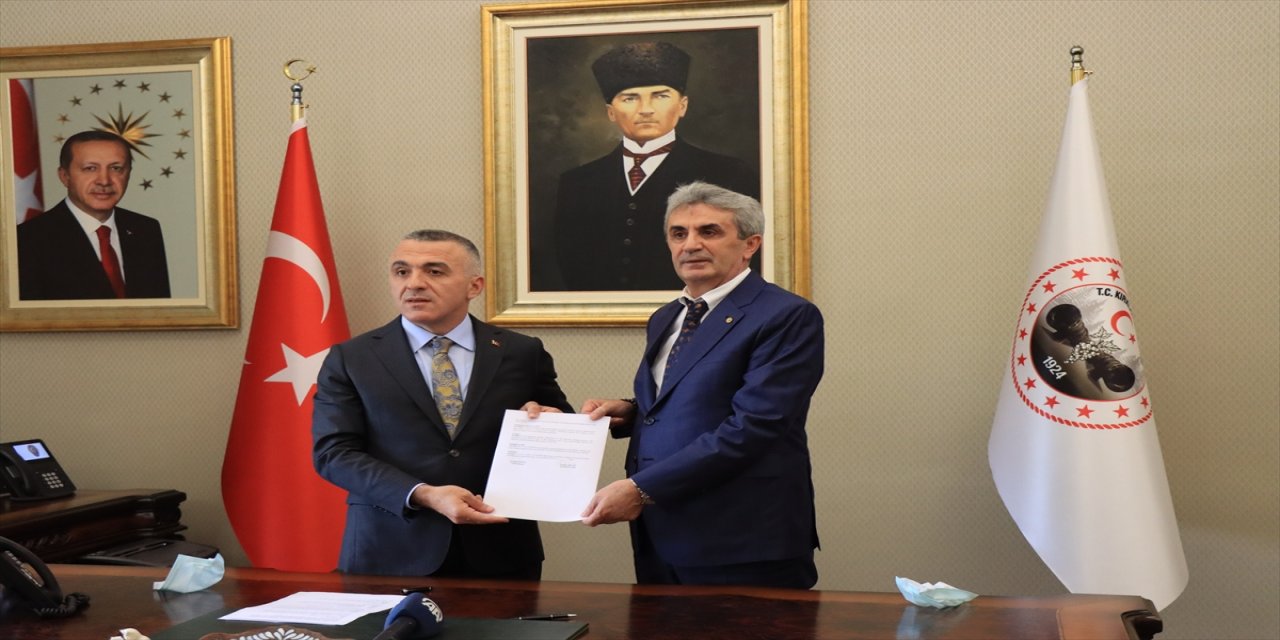 Kırklareli'nde Sarı Saltuk'un mezarının bulunduğu alana türbe ve cem evi yapılacak