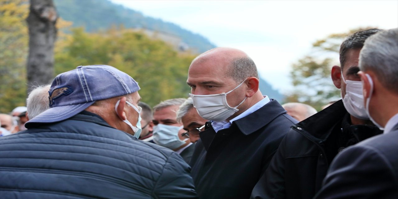 İçişleri Bakanı Soylu, Sinop'taki selde kaybolanların gıyabi cenaze namazına katıldı